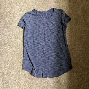 Lululemon t shirt